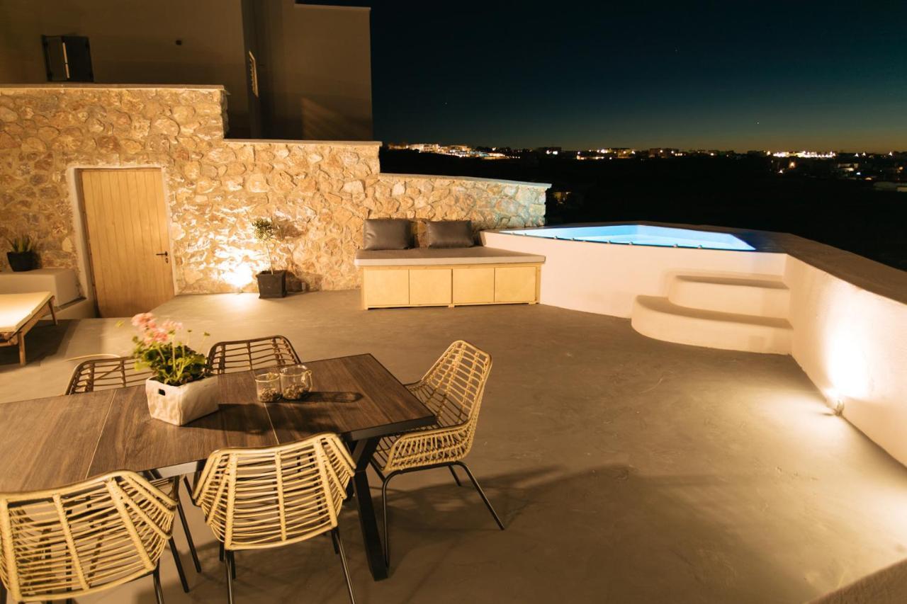 Amer Villa Santorini With Outdoor Hot Tub Vothon Екстер'єр фото